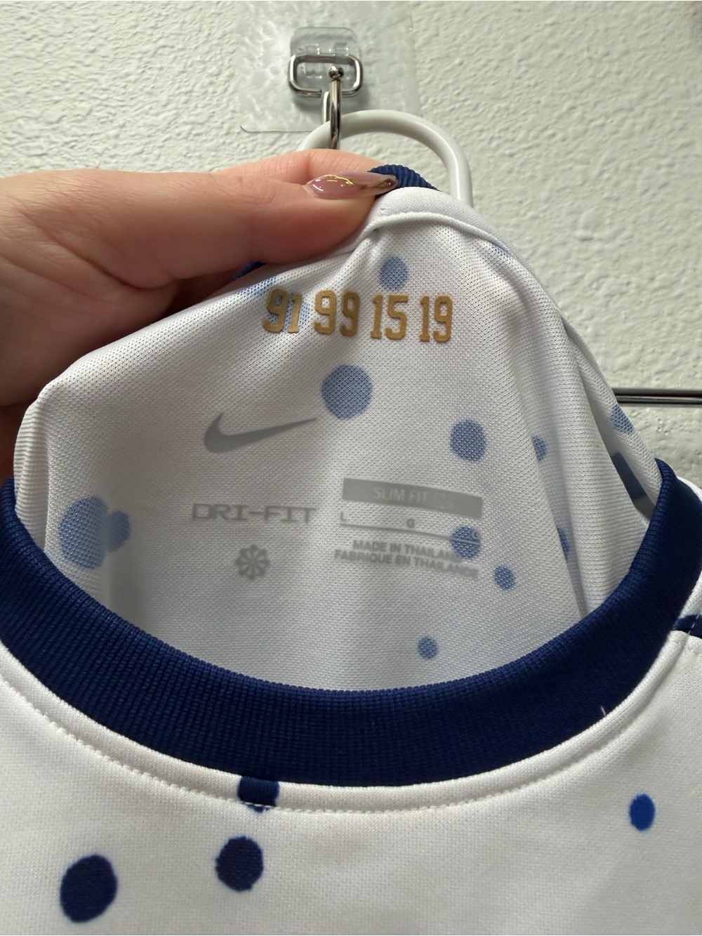 Nike White USA Soccer Jersey with Blue Splatter and Gold Swoosh - Picture 3 of 4
